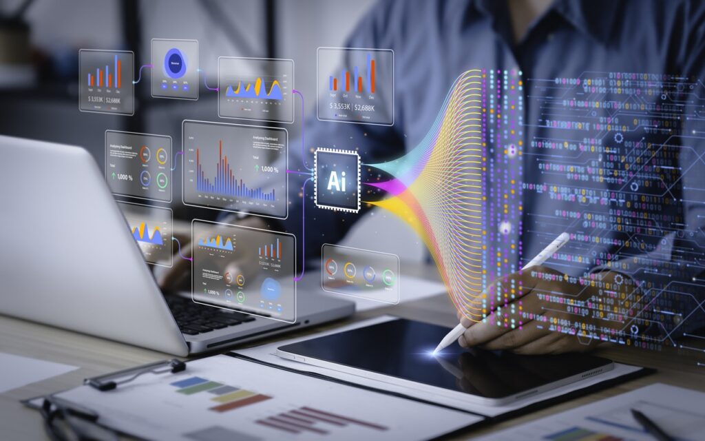 Persona utilizando una tablet frente a gráficos, indicadores y herramientas digitales, que representa el análisis de información para evaluar opciones de financiamiento y tomar decisiones sobre liquidez
